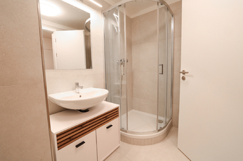 Pronájem bytu 1+kk v osobním vlastnictví 37 m², Praha 9 - Hloubětín