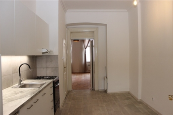 Kuchyně s jídelním koutem - Pronájem bytu 1+1 v osobním vlastnictví 48 m², Praha 2 - Vinohrady 