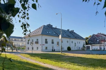 Prodej bytu 1+1 v osobním vlastnictví 54 m², Praha 6 - Ruzyně