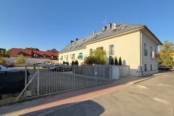 Prodej bytu 1+1 v osobním vlastnictví 54 m², Praha 6 - Ruzyně