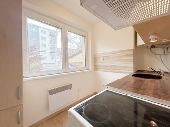 Pronájem bytu 2+1 v osobním vlastnictví 41 m², Milovice