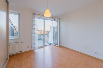 Prodej bytu 2+kk v osobním vlastnictví 40 m², Praha 10 - Michle
