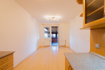 Prodej bytu 2+kk v osobním vlastnictví 40 m², Praha 10 - Michle