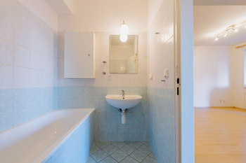 Prodej bytu 2+kk v osobním vlastnictví 40 m², Praha 10 - Michle