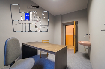 Prodej kancelářských prostor 818 m², Bílina