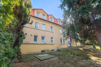 Prodej kancelářských prostor 818 m², Bílina