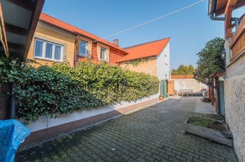 Prodej skladovacích prostor 515 m², Bílina