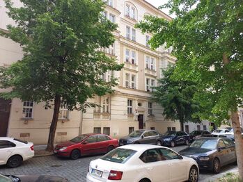 Pronájem bytu 1+kk v osobním vlastnictví 28 m², Praha 6 - Bubeneč