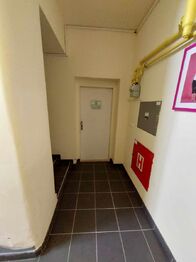 Pronájem bytu 1+kk v osobním vlastnictví 28 m², Praha 6 - Bubeneč