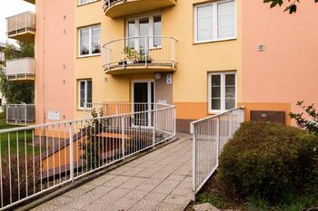 Byt 2+kk, 44 m2 + balkon 3.9 m2 Krasická, Prostějov - Prodej bytu 2+kk v osobním vlastnictví 44 m², Prostějov