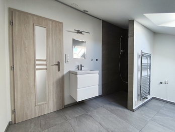 Pronájem bytu 2+kk v osobním vlastnictví 59 m², Kamenný Újezd