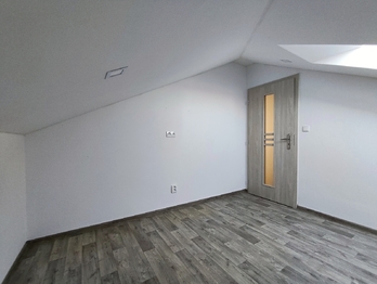 Pronájem bytu 2+kk v osobním vlastnictví 59 m², Kamenný Újezd