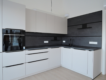 Pronájem bytu 3+kk v osobním vlastnictví 67 m², Hostivice