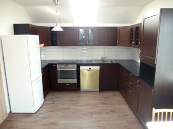 Kuchyňská linka - Pronájem bytu 4+kk v osobním vlastnictví 94 m², Šestajovice