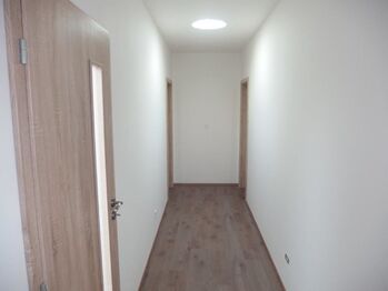 Chodba - Pronájem bytu 4+kk v osobním vlastnictví 94 m², Šestajovice