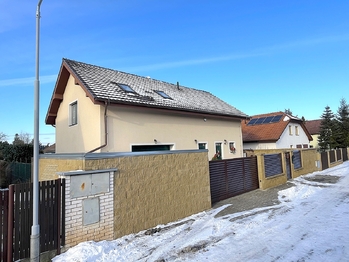 Pronájem bytu 4+kk v osobním vlastnictví 94 m², Šestajovice