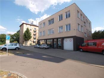 Pronájem obchodních prostor 27 m², Praha 10 - Strašnice