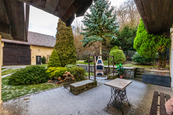 Zahrada - Prodej domu 93 m², Sazená