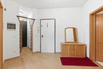 Prodej bytu 2+1 v osobním vlastnictví 66 m², Karlovy Vary