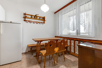 jídelní kout - Pronájem bytu 3+1 v osobním vlastnictví 67 m², Praha 9 - Prosek