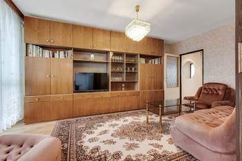 obývací pokoj - Pronájem bytu 3+1 v osobním vlastnictví 67 m², Praha 9 - Prosek