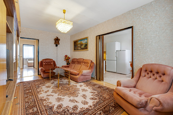 obývací pokoj - Pronájem bytu 3+1 v osobním vlastnictví 67 m², Praha 9 - Prosek