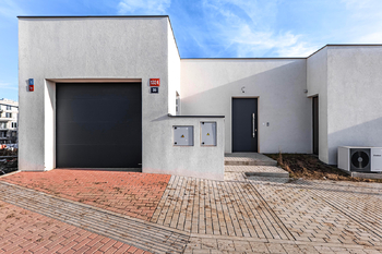 Prodej domu 171 m², Praha 5 - Řeporyje