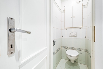 Toaleta. - Pronájem bytu 4+1 v osobním vlastnictví 84 m², Jindřichův Hradec