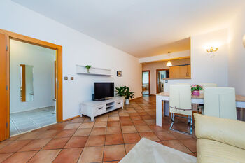 Prodej bytu 3+kk v osobním vlastnictví 90 m², Praha 5 - Zbraslav