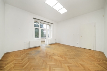 pokoj 2 foto 1 - Pronájem domu 127 m², Brno