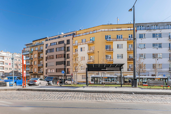 Budova. - Pronájem bytu 2+kk v osobním vlastnictví 62 m², Praha 4 - Nusle