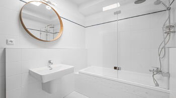 Koupelna - Pronájem bytu 2+kk v osobním vlastnictví 52 m², Praha 5 - Stodůlky