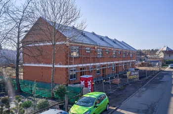 Pohled na dům z ulice - Prodej domu 134 m², Opatovice nad Labem