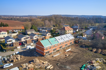 Pohled na dům ze zahrady - Prodej domu 134 m², Opatovice nad Labem