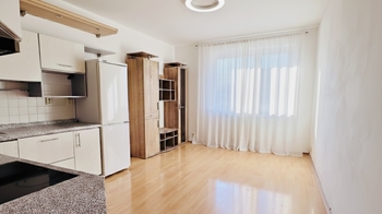 Prodej bytu 3+kk v osobním vlastnictví 72 m², Praha 10 - Záběhlice