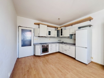 Prodej bytu 3+kk v osobním vlastnictví 72 m², Praha 10 - Záběhlice