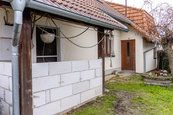 Prodej domu 190 m², Neveklov