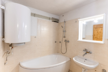 Prodej domu 190 m², Neveklov