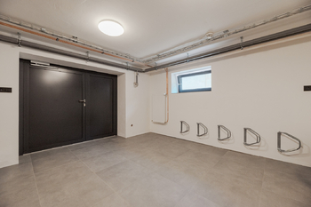 Společná kolárna - Pronájem bytu 3+kk v osobním vlastnictví 99 m², Lanškroun