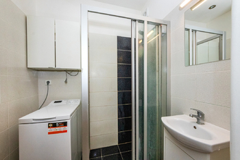 Prodej bytu 2+kk v osobním vlastnictví 52 m², Praha 10 - Vršovice