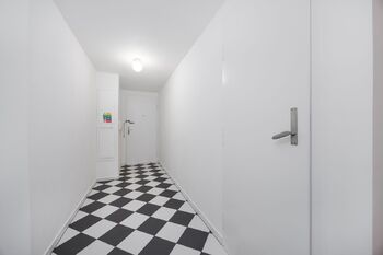 Předsíň / chodba - Pronájem bytu 2+1 v osobním vlastnictví 78 m², Praha 5 - Malá Strana