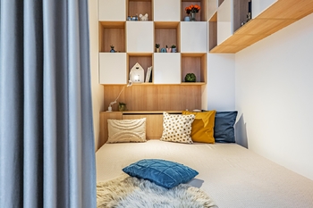 Spací kout. - Pronájem bytu 1+kk v osobním vlastnictví 44 m², Praha 10 - Horní Měcholupy