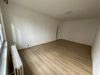 Prodej bytu 1+1 v osobním vlastnictví 42 m², Kladno