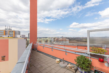 Prodej bytu 5+1 v osobním vlastnictví 255 m², Praha 5 - Hlubočepy