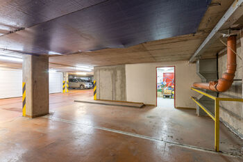 Prodej bytu 5+1 v osobním vlastnictví 255 m², Praha 5 - Hlubočepy