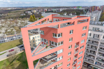 Prodej bytu 5+1 v osobním vlastnictví 255 m², Praha 5 - Hlubočepy