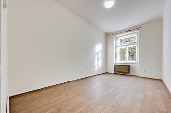 Pronájem bytu 2+kk v osobním vlastnictví 42 m², Praha 10 - Vršovice