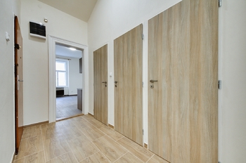 Pronájem bytu 2+kk v osobním vlastnictví 42 m², Praha 10 - Vršovice