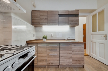 Pronájem bytu 2+kk v osobním vlastnictví 42 m², Praha 10 - Vršovice