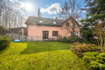 Pronájem domu 150 m², Mirošovice